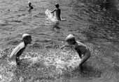 Плавающие дети
