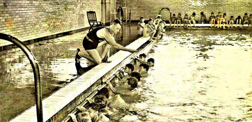 Nude Swimming (Плавание голышом), c.1935