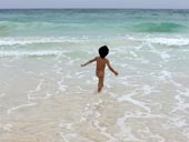 Nude Beach Boy / Голый мальчик на пляже