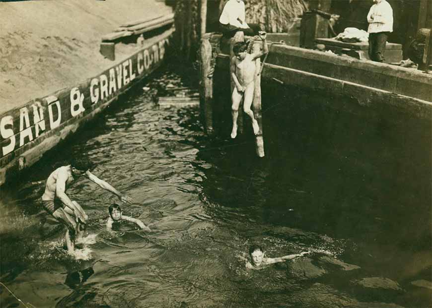 The Old Swimming Hole (Привычное место купания), 1907
