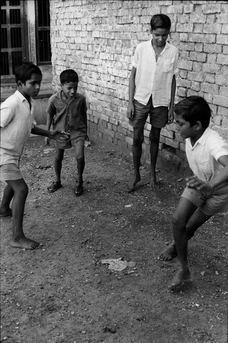 Boys playing (Играющие мальчишки), c.1970