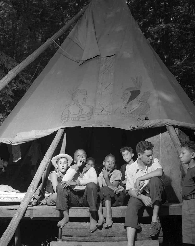 Tent mates (Приятели по палатке), August 1943