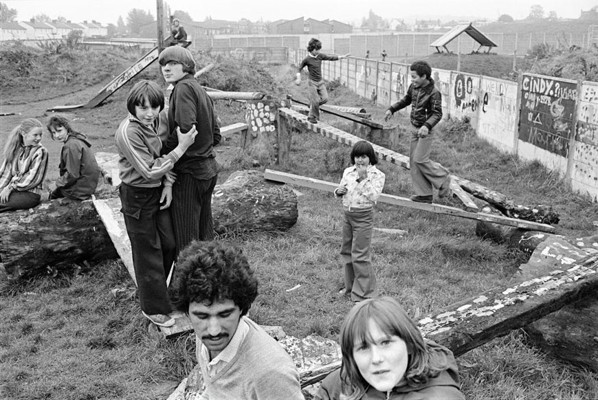 Children playing (Играющие дети), 1978